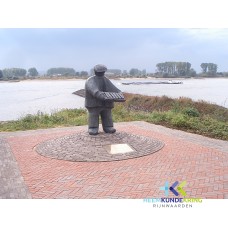 Beeld steenfabrieks arbeider